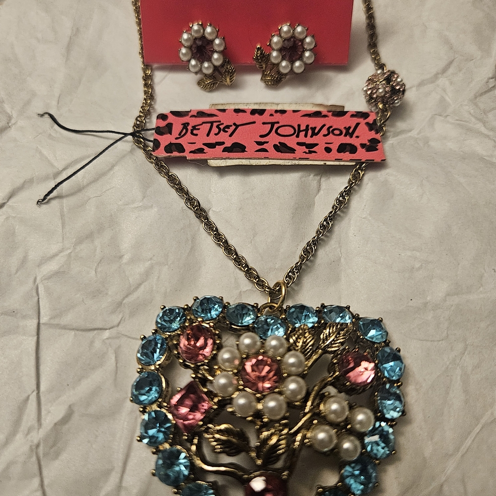 Betsey Johnson Gold and Pink Necklace and Earring Set